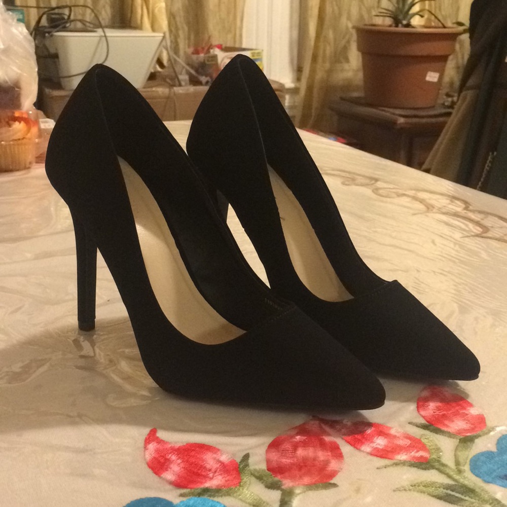 4in Black Suede Heels